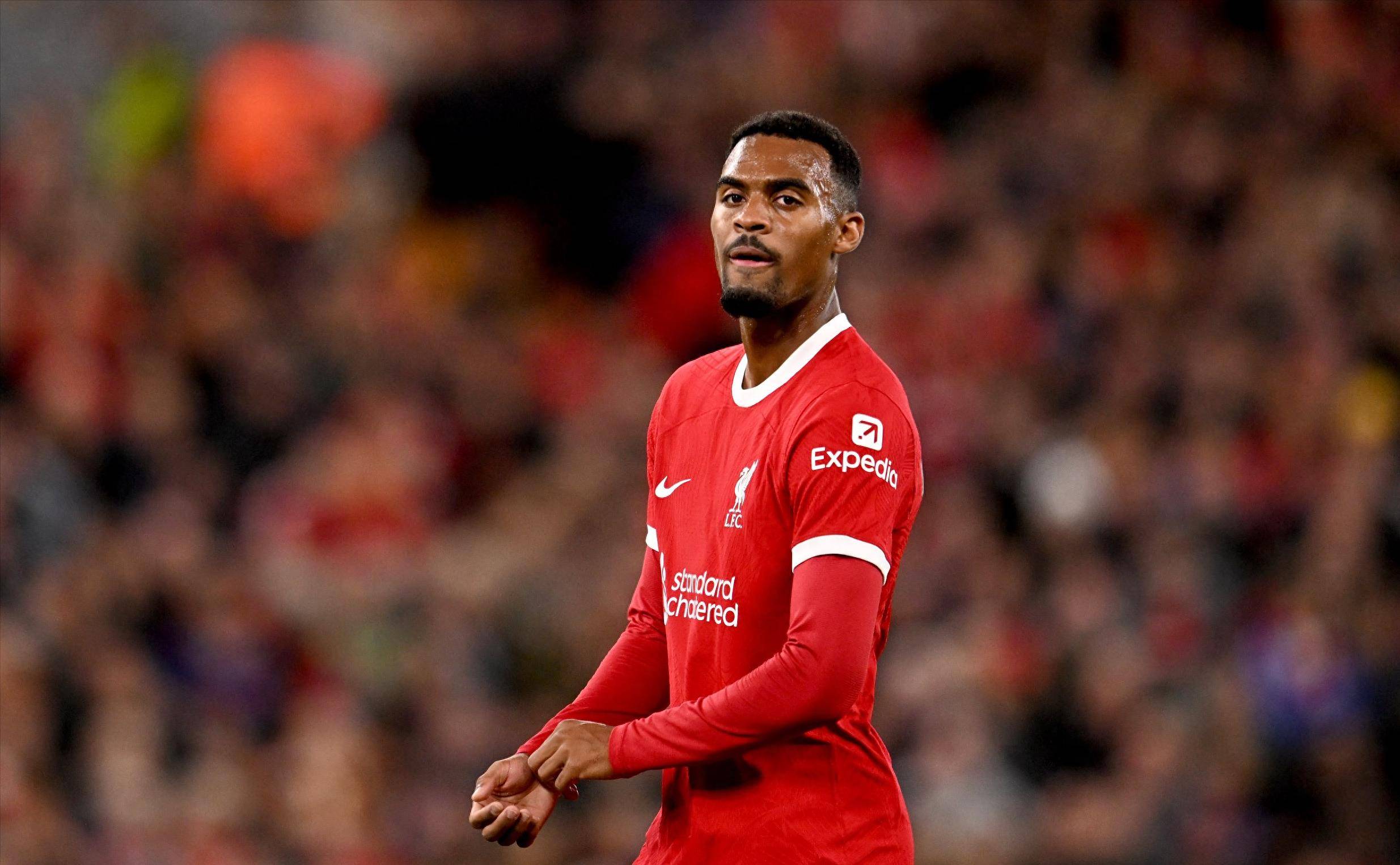 世欧预战报：巴尔加斯破门，瑞士1-1科索沃直通世界杯（欧洲区世预赛：巴尔加斯建功，瑞士1-1科索沃锁定世界杯席位）