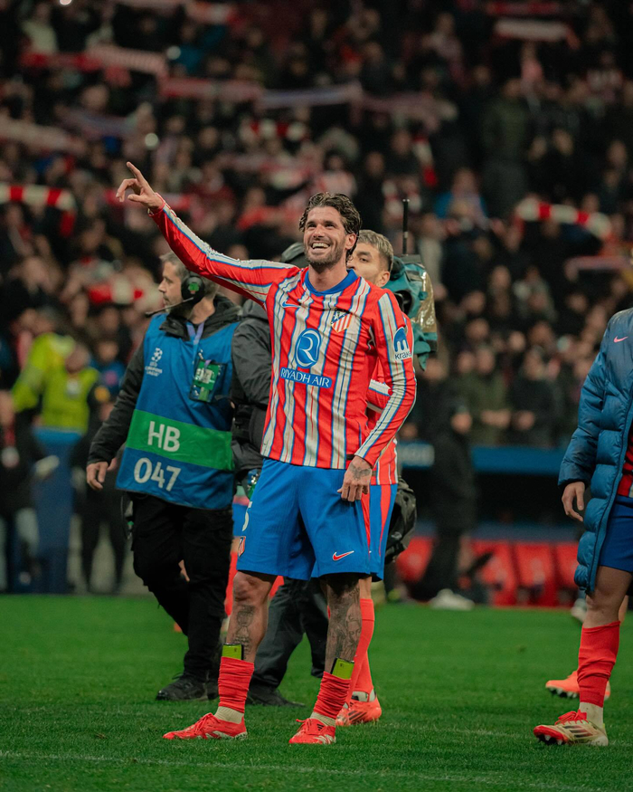 火箭哈登连续三场得分30+（火箭哈登三连场砍下30+）