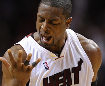 斯帅：为什么换下伊尔迪兹？我换上的是转会费5000万的奥蓬达（斯帅解释换下伊尔迪兹：让5000万欧的奥蓬达登场）