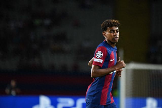 德转列土耳其球员历史身价榜：居莱尔9000万欧元高居第一（德转公布土耳其球员历史身价榜：居莱尔以9000万欧领跑）