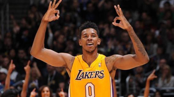 要离队？辽宁铁人外援姆本扎转发关于自己的转会传闻（辽宁铁人外援姆本扎转发转会传闻，引发离队猜测）